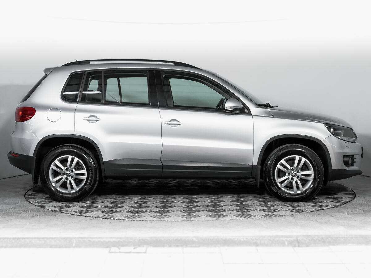 Volkswagen Tiguan, 2014 - фото №4