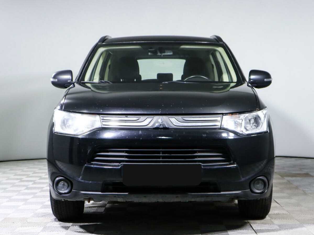 Mitsubishi Outlander, 2013 - фото №2
