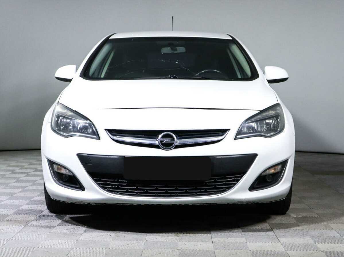 Opel Astra, 2013 - фото №2