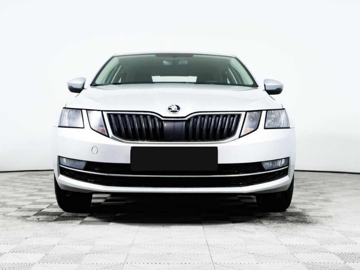 Skoda Octavia, 2018 - фото №2