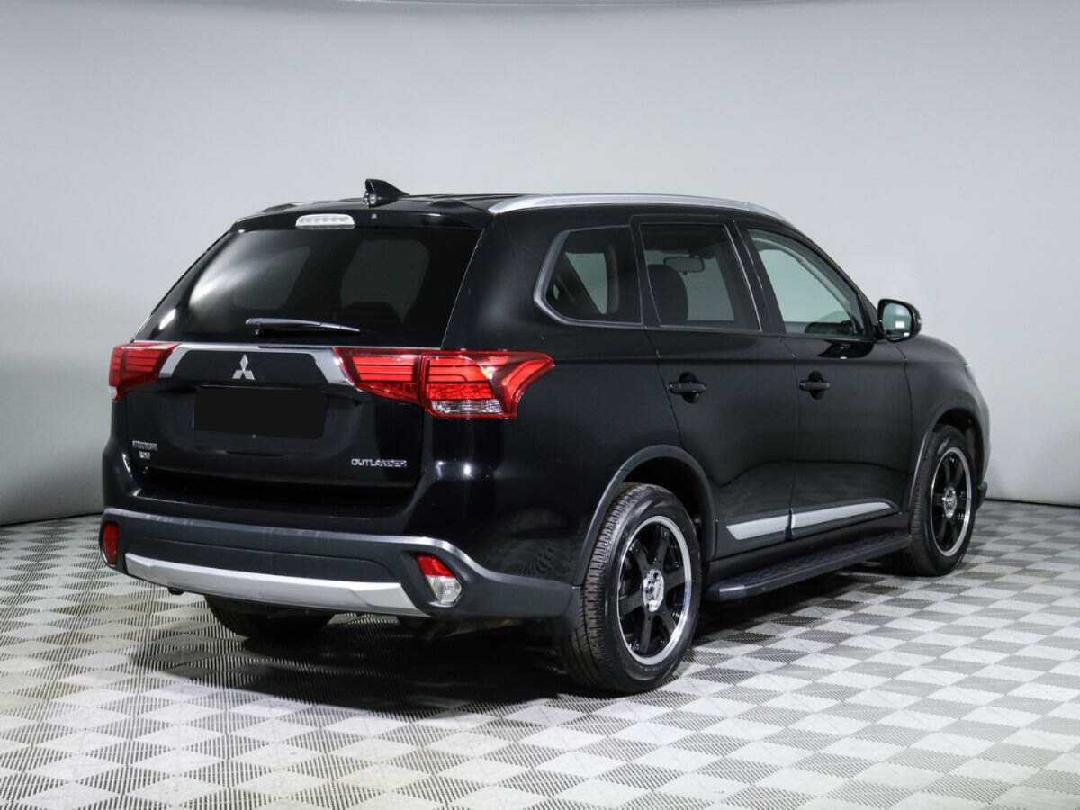 Mitsubishi Outlander, 2018 - фото №4
