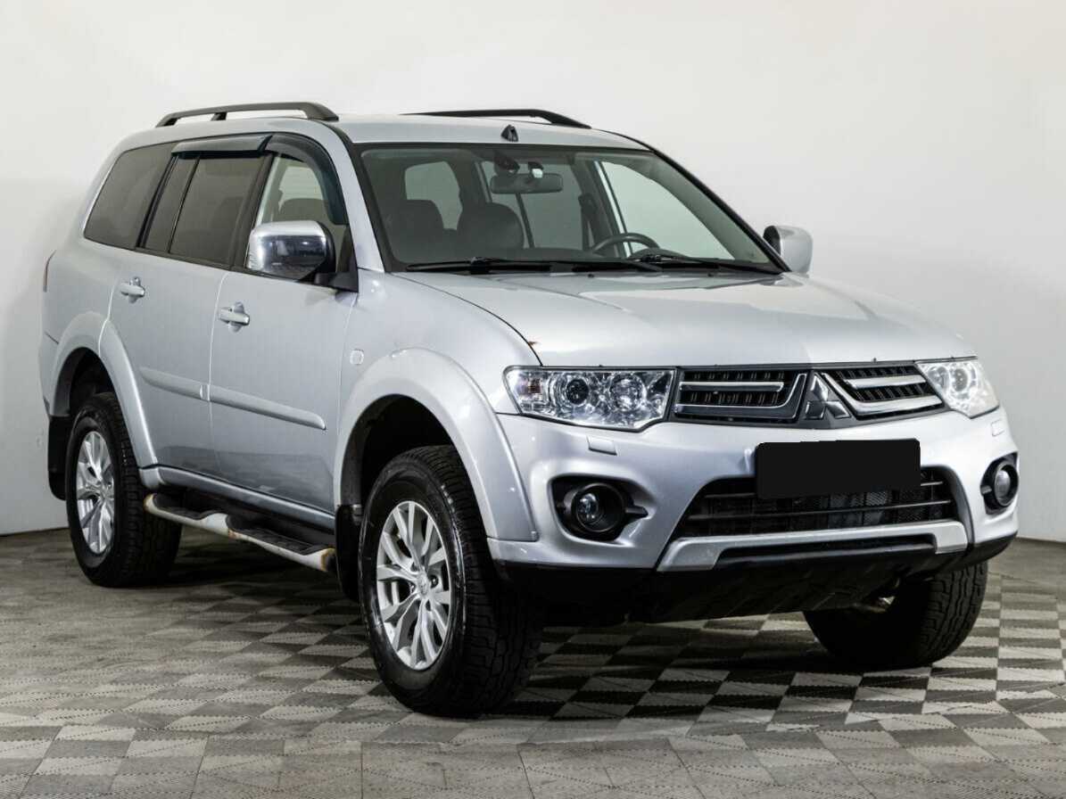 Mitsubishi Pajero Sport, 2013 - фото №3