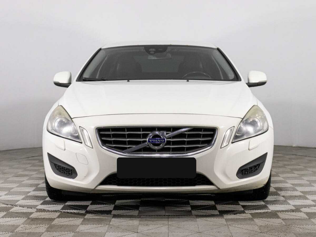 Volvo S60, 2012 - фото №2