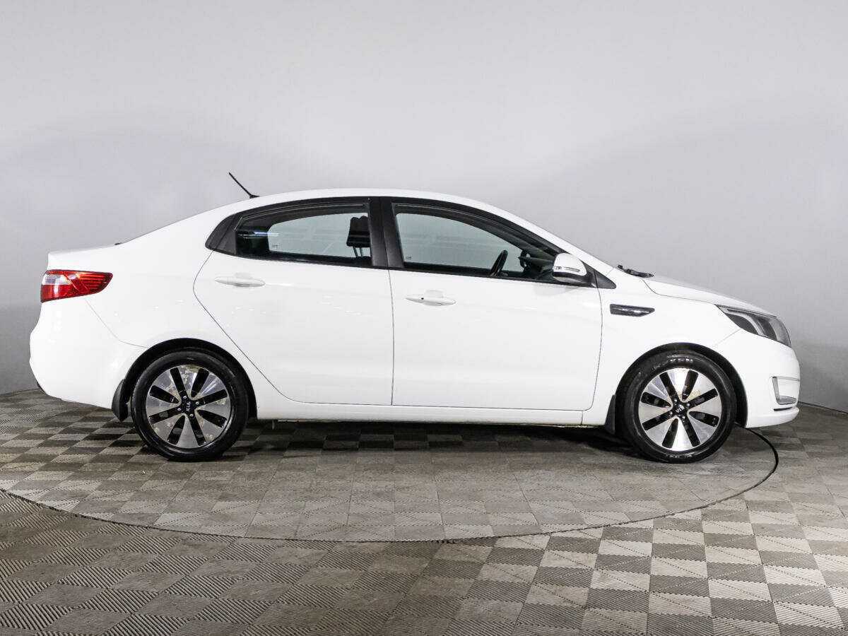 Kia Rio 6-speed, 2014 - фото №4