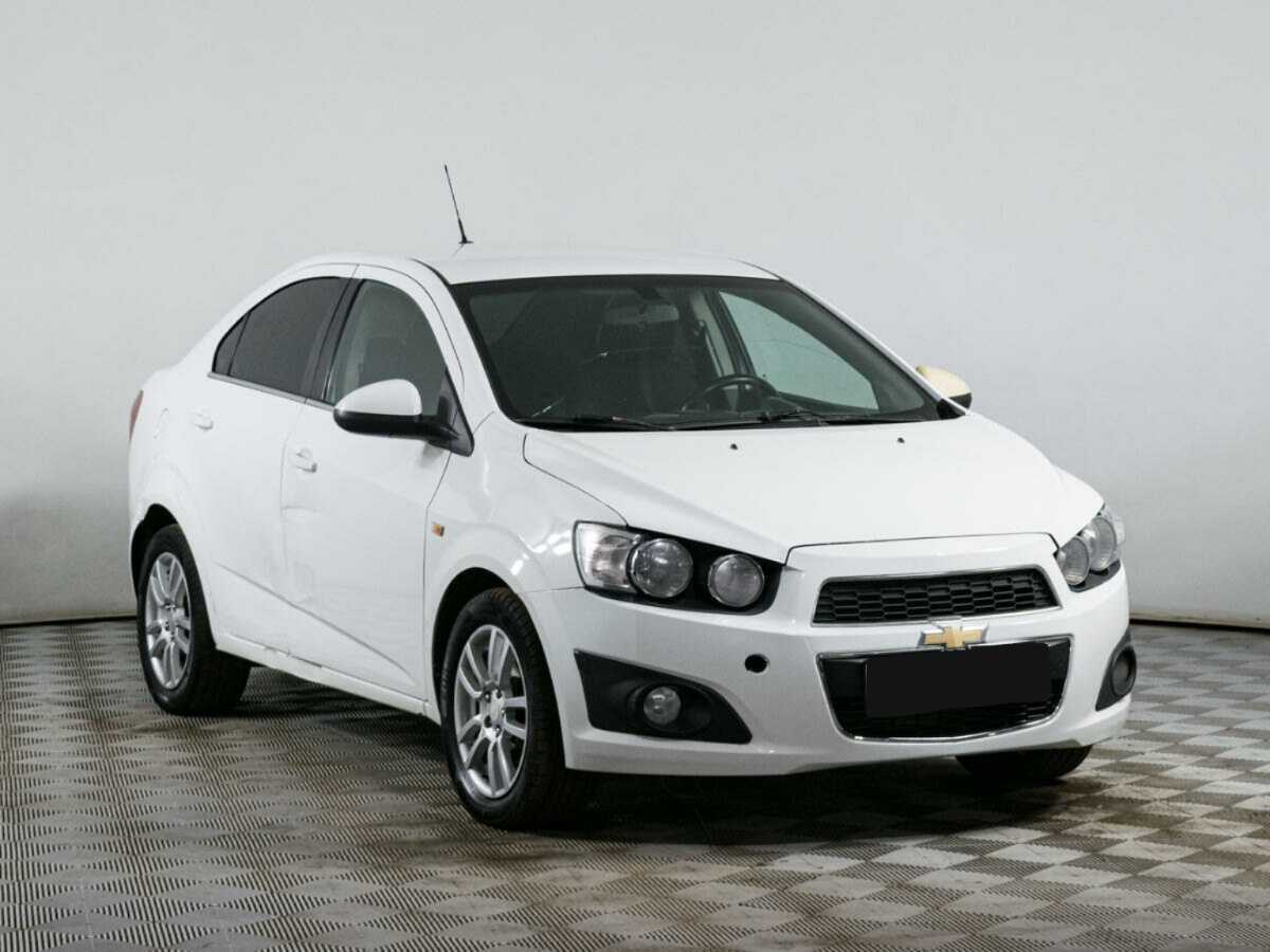 Chevrolet Aveo, 2013 - фото №3