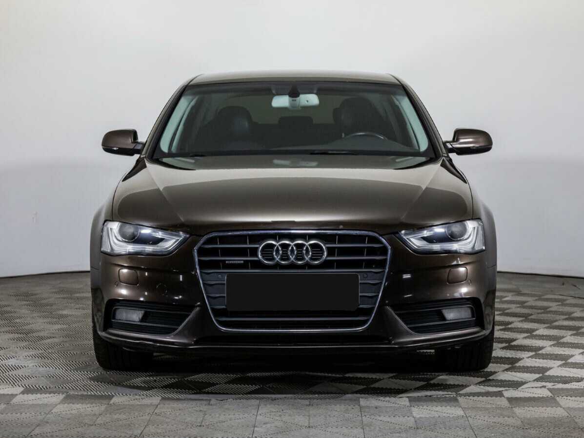 Audi A4, 2012 - фото №2