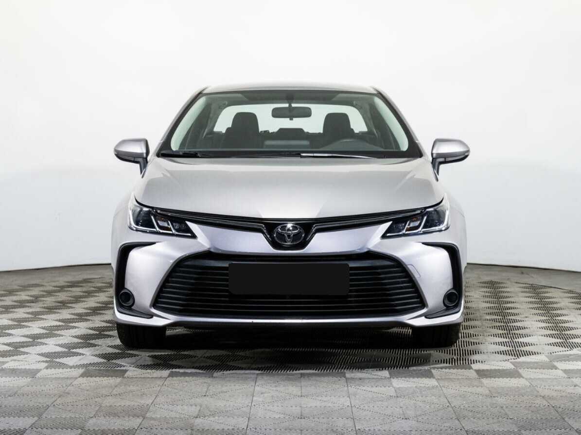 Toyota Corolla, 2020 - фото №2
