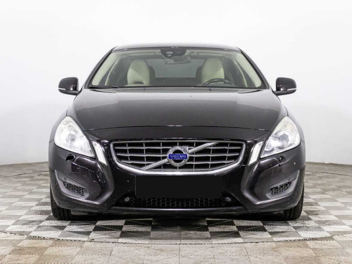 Volvo S60, 2012 - фото №2