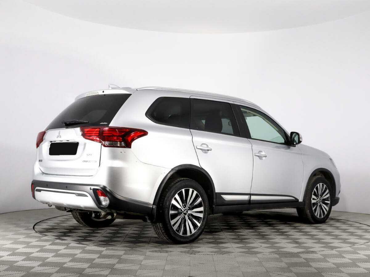 Mitsubishi Outlander, 2019 - фото №4