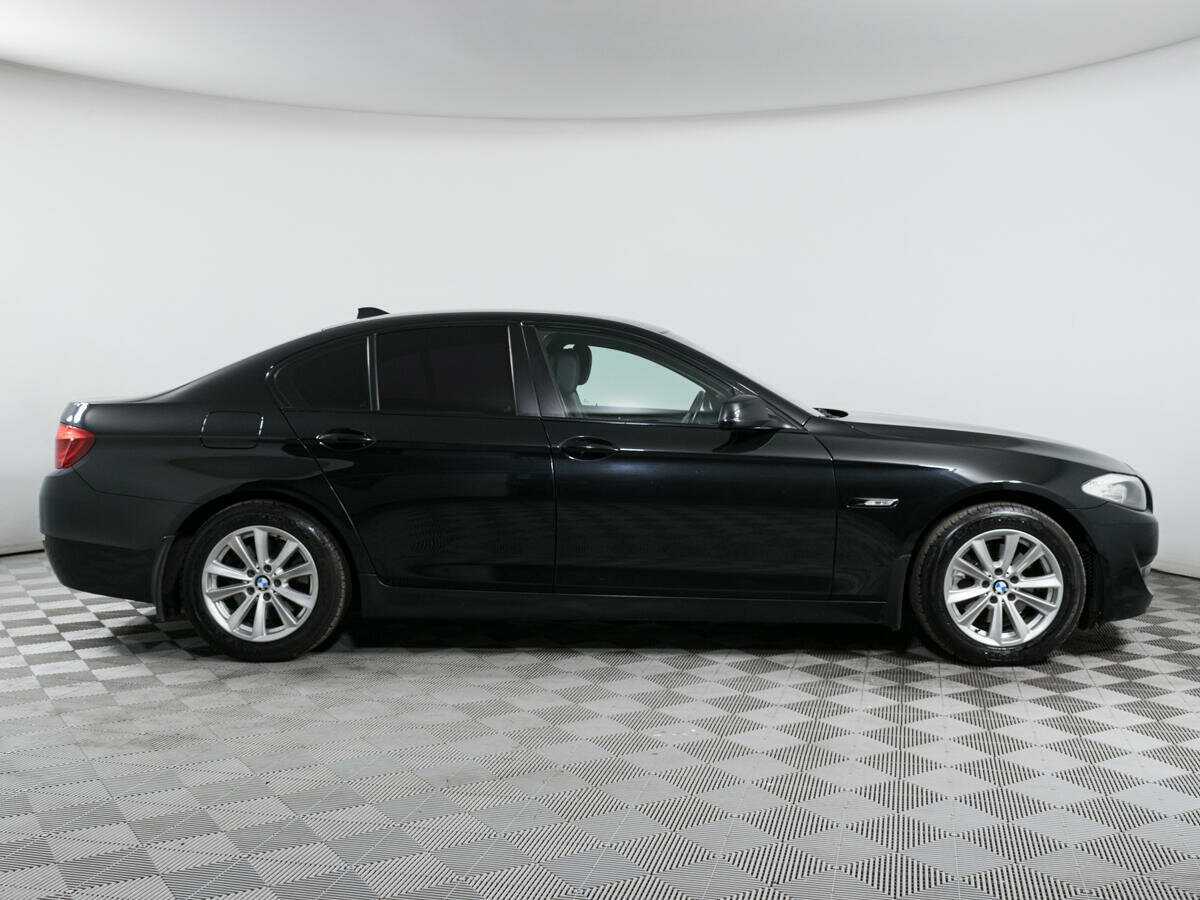 BMW 5 серии 520i, 2013 - фото №4