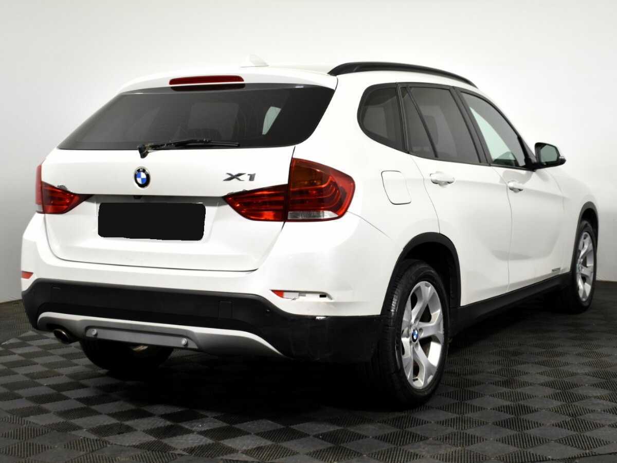 BMW X1 20d, 2014 - фото №4