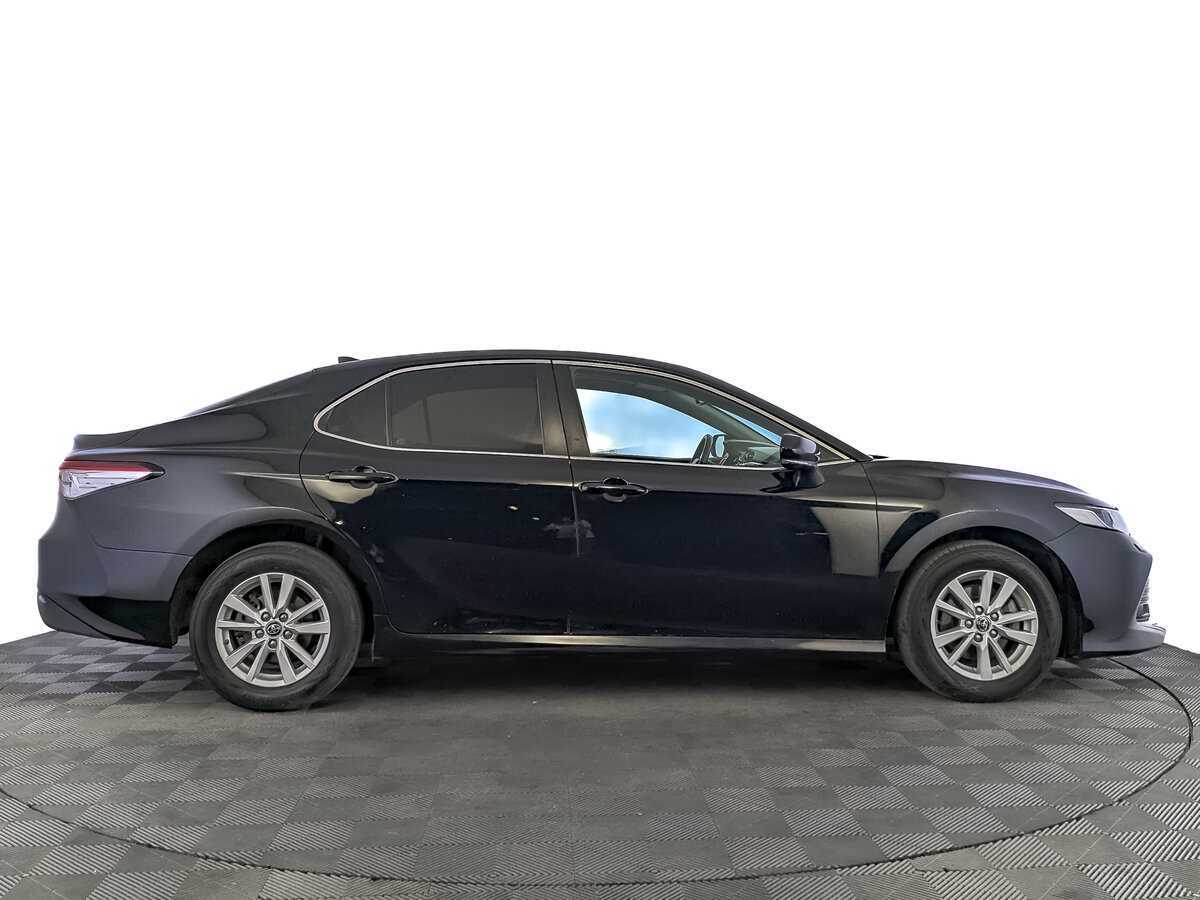 Toyota Camry, 2019 - фото №4