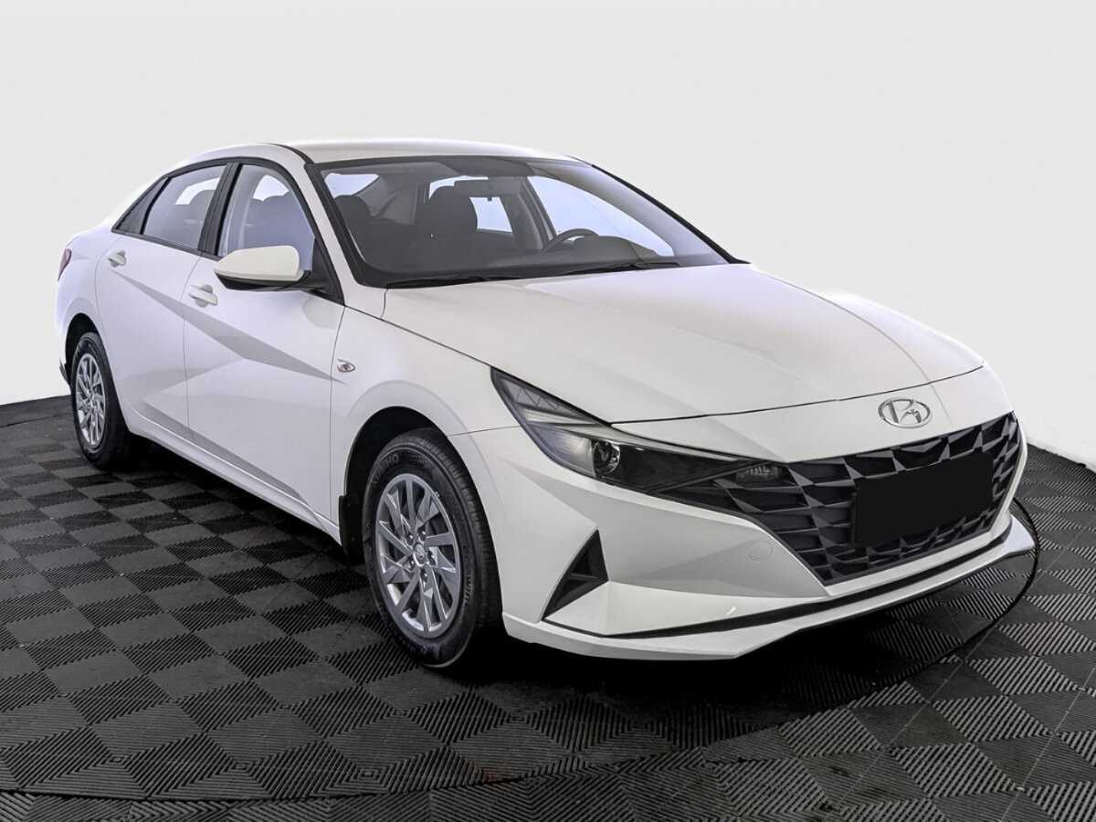 Hyundai Elantra, 2022 - фото №3