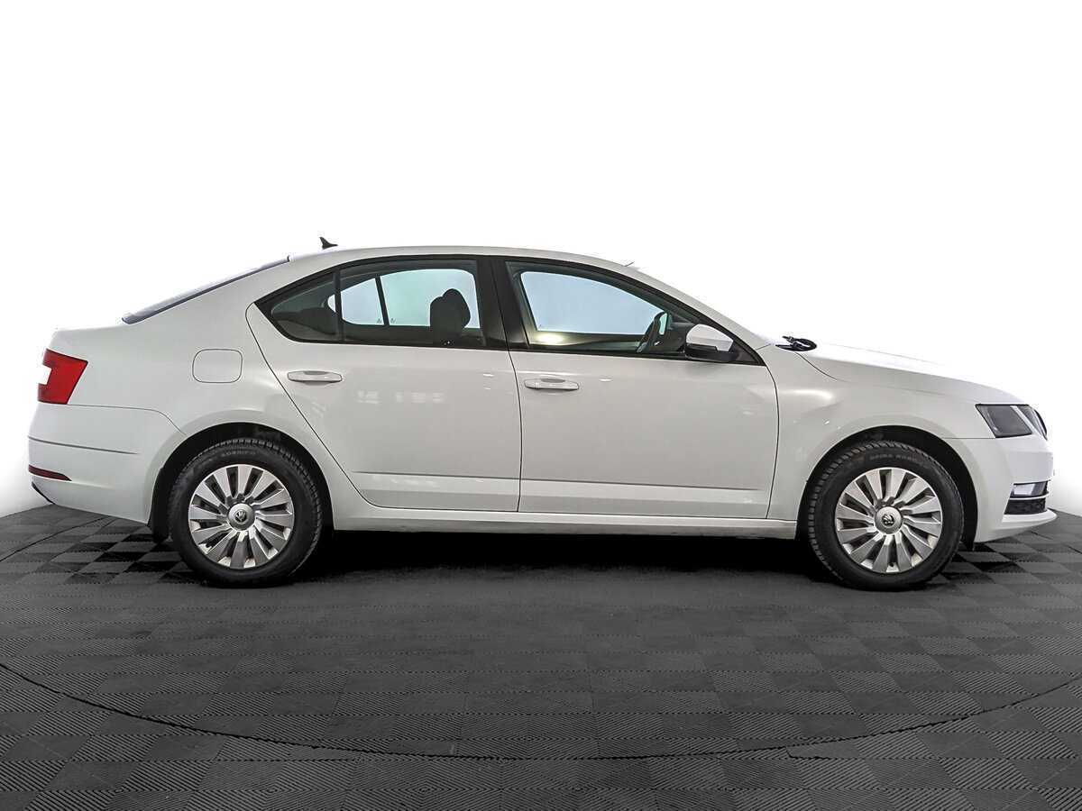 Skoda Octavia, 2017 - фото №4