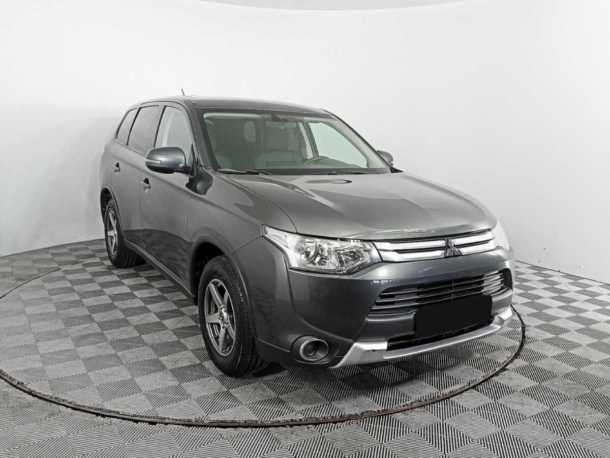 Mitsubishi Outlander, 2014 - фото №3