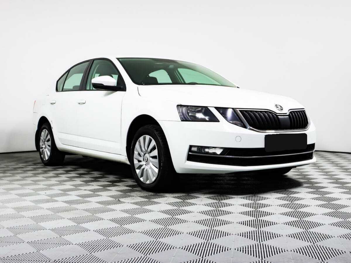 Skoda Octavia, 2018 - фото №3