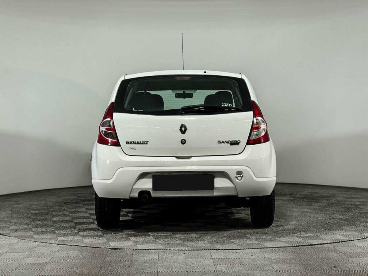 Renault Sandero, 2013 - фото №4