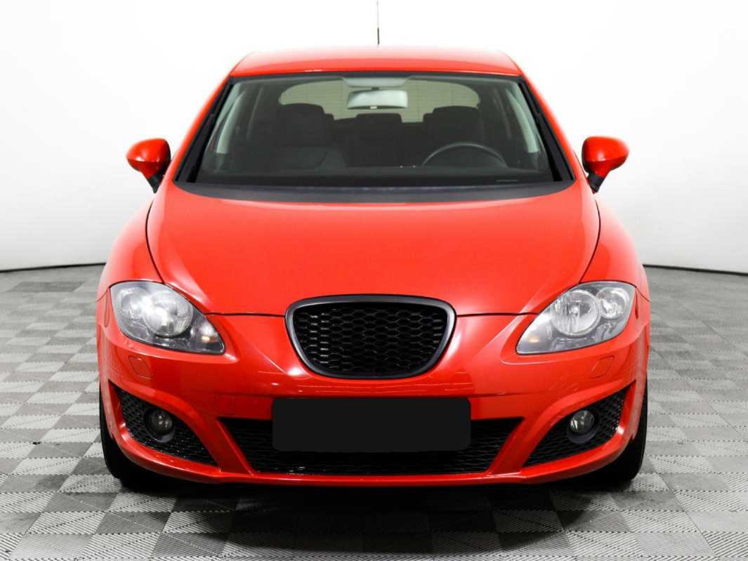SEAT Leon, 2012 - фото №2