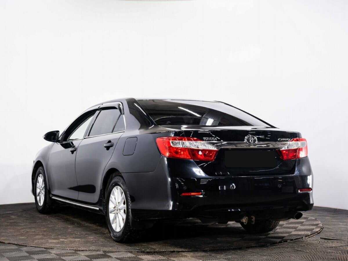 Toyota Camry, 2012 - фото №4