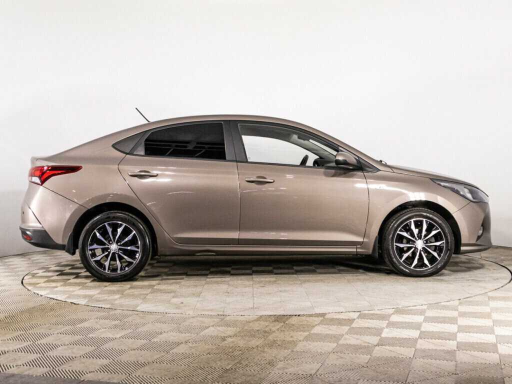 Hyundai Solaris, 2022 - фото №4