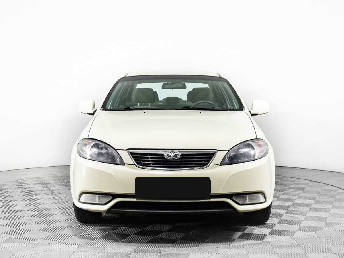 Daewoo Gentra, 2014 - фото №2