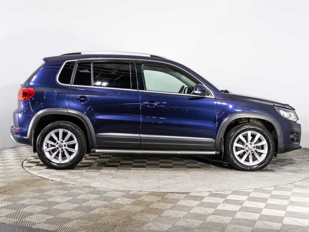 Volkswagen Tiguan, 2012 - фото №4