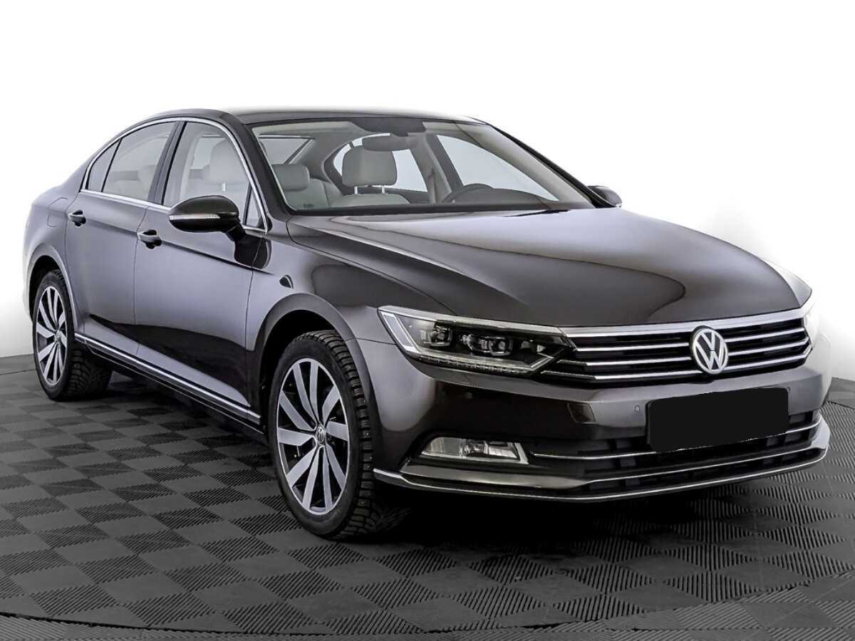 Volkswagen Passat, 2017 - фото №3
