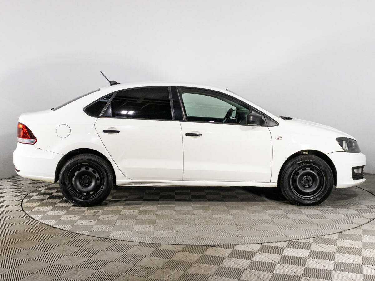 Volkswagen Polo, 2017 - фото №3