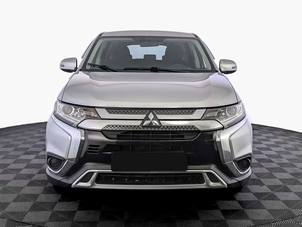 Mitsubishi Outlander, 2019 - фото №2