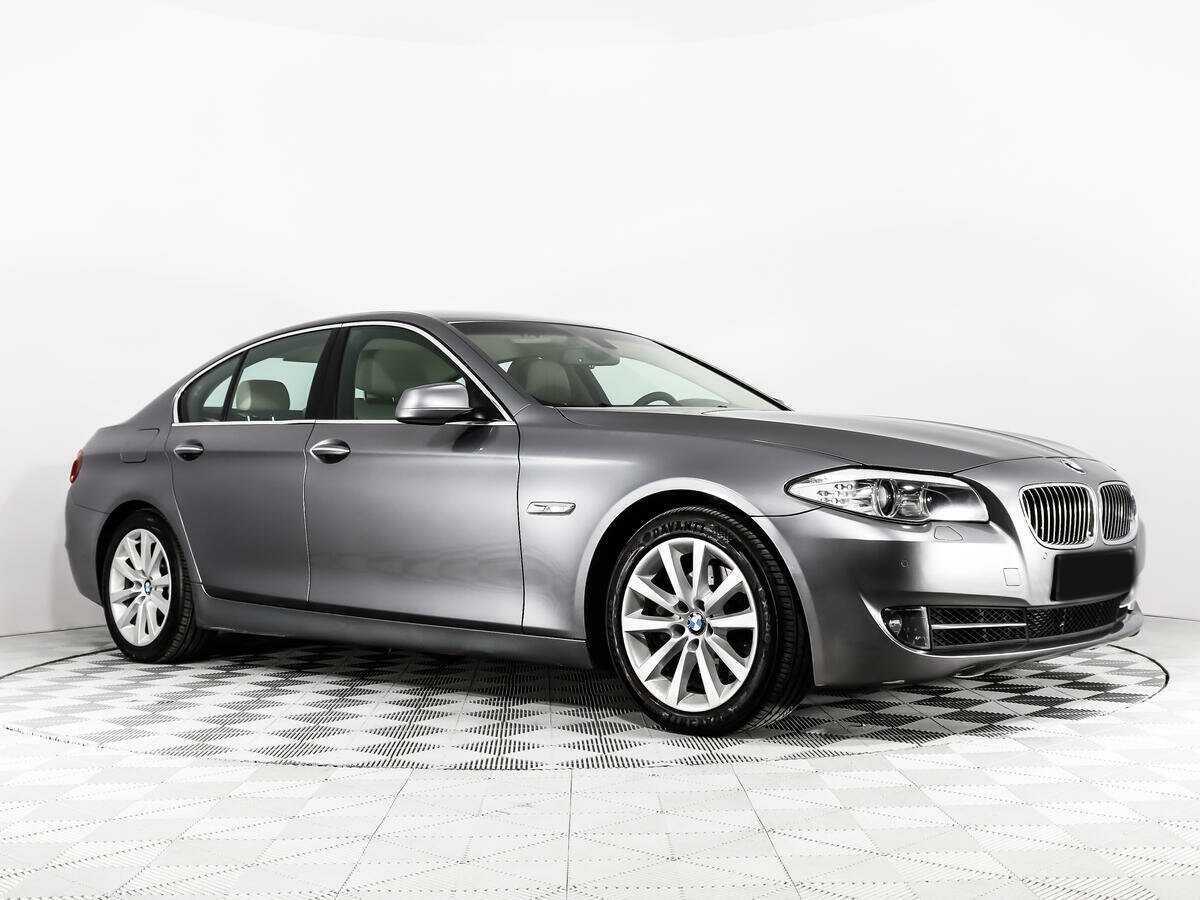 BMW 5 серии 528i xDrive, 2012 - фото №3