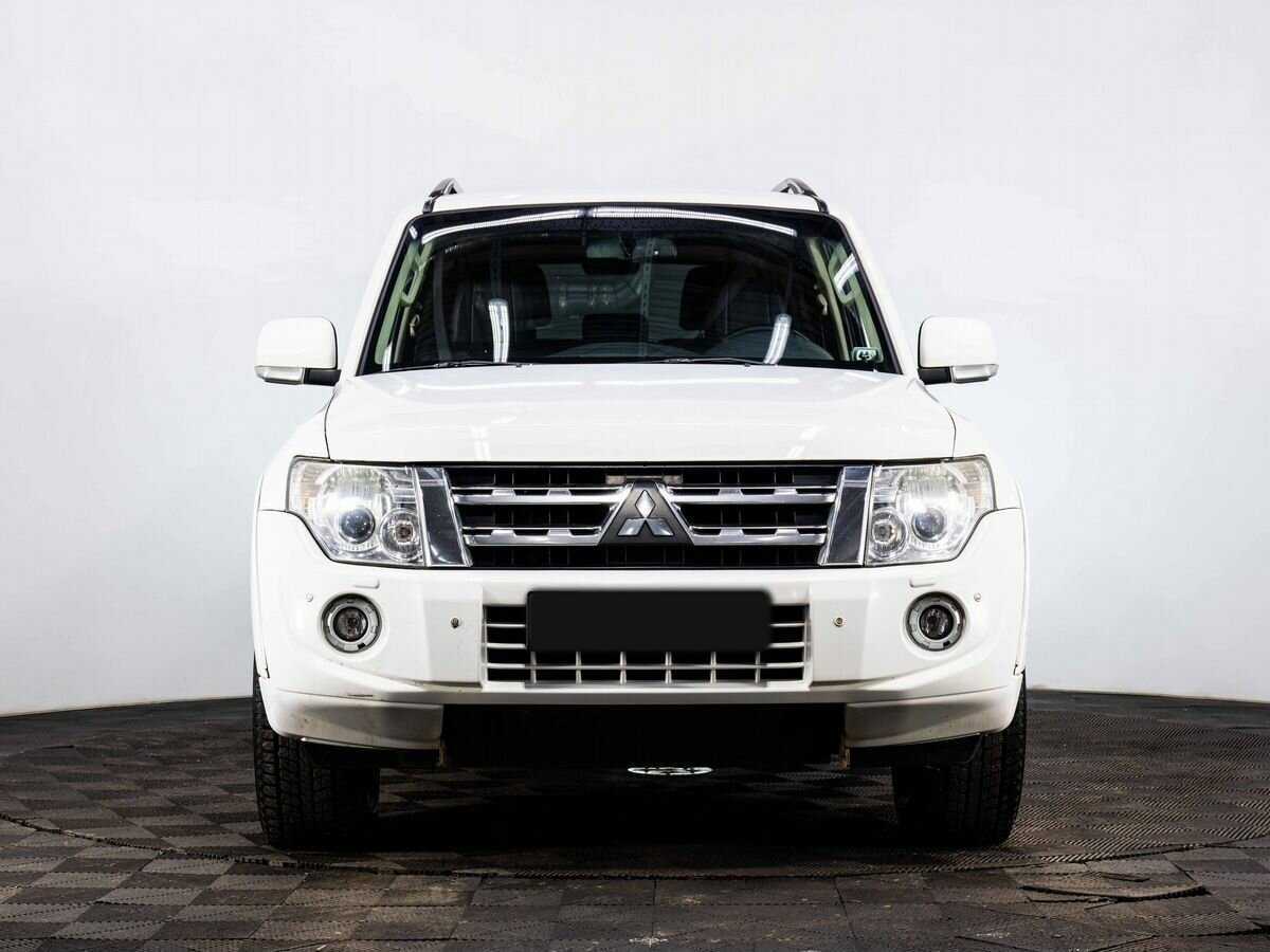 Mitsubishi Pajero, 2013 - фото №2