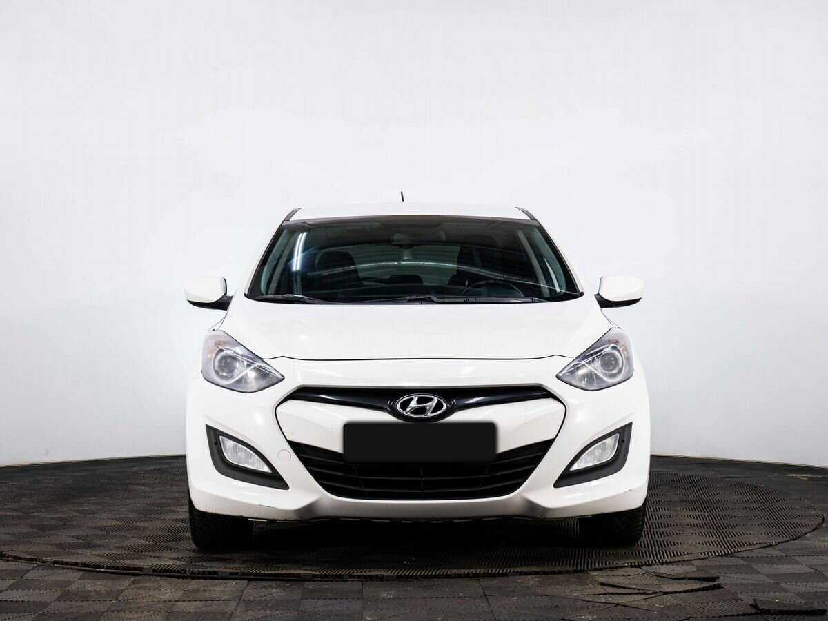 Hyundai i30, 2013 - фото №2