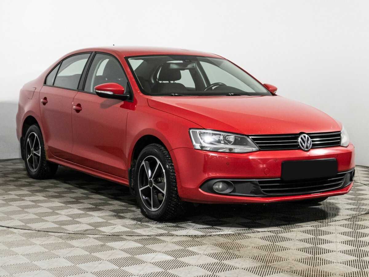 Volkswagen Jetta, 2012 - фото №3
