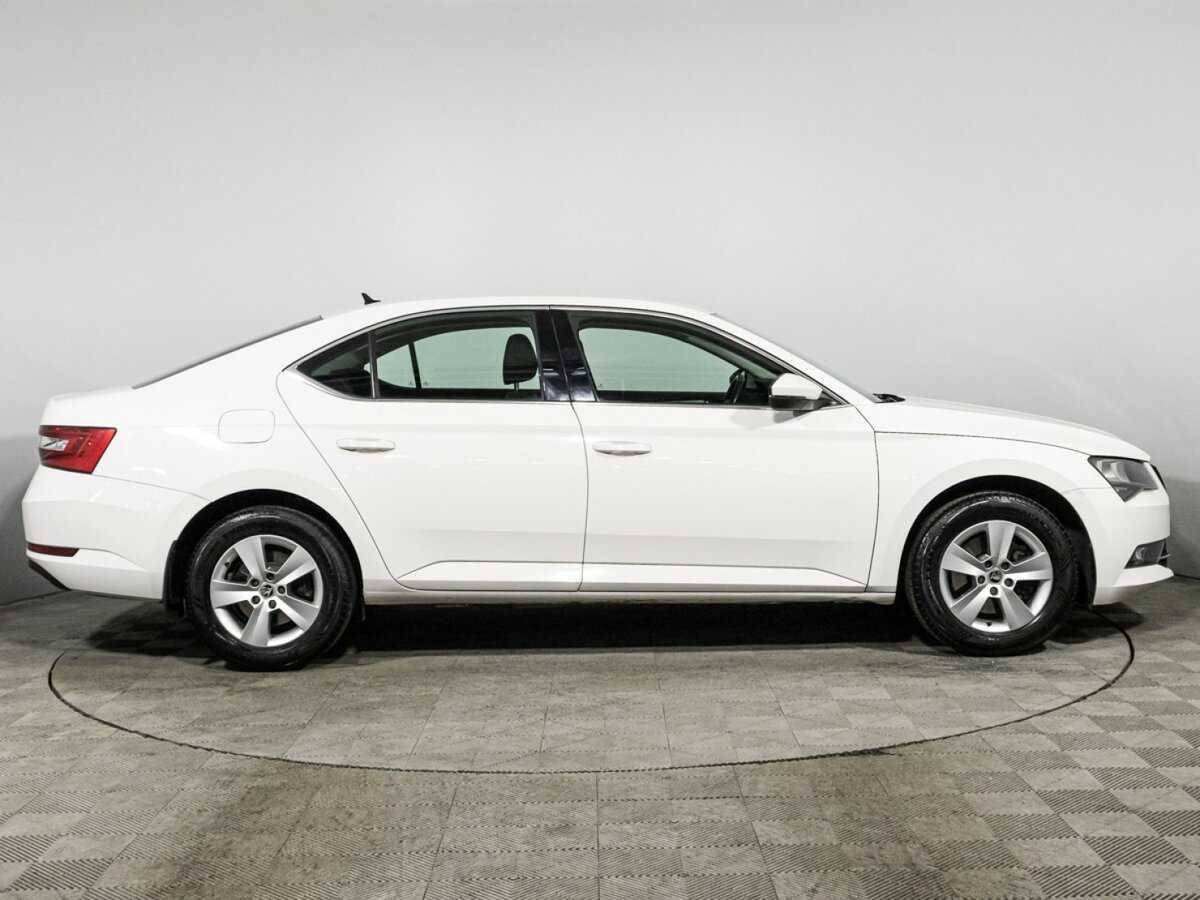 Skoda Superb, 2016 - фото №4