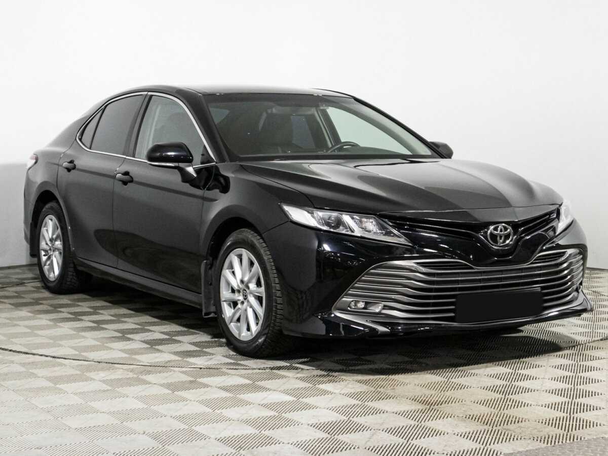Toyota Camry, 2021 - фото №3