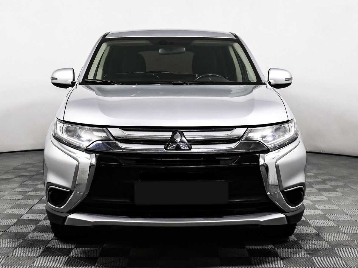 Mitsubishi Outlander, 2018 - фото №2