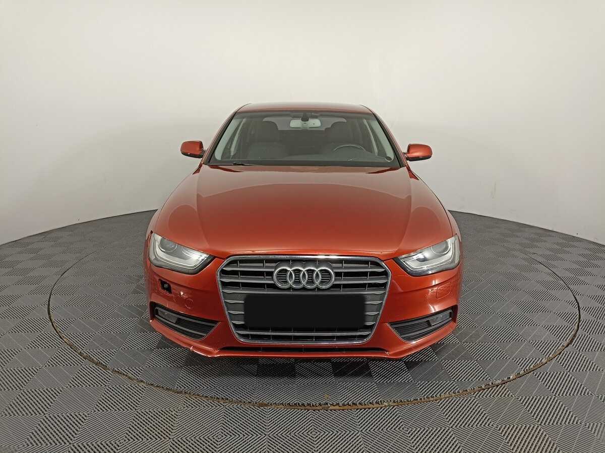 Audi A4, 2012 - фото №2