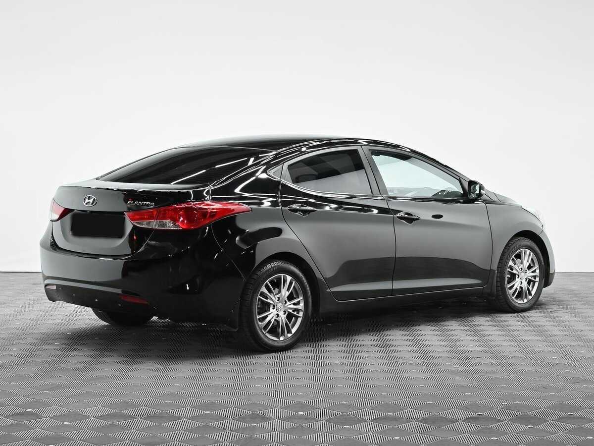 Hyundai Elantra, 2012 - фото №4
