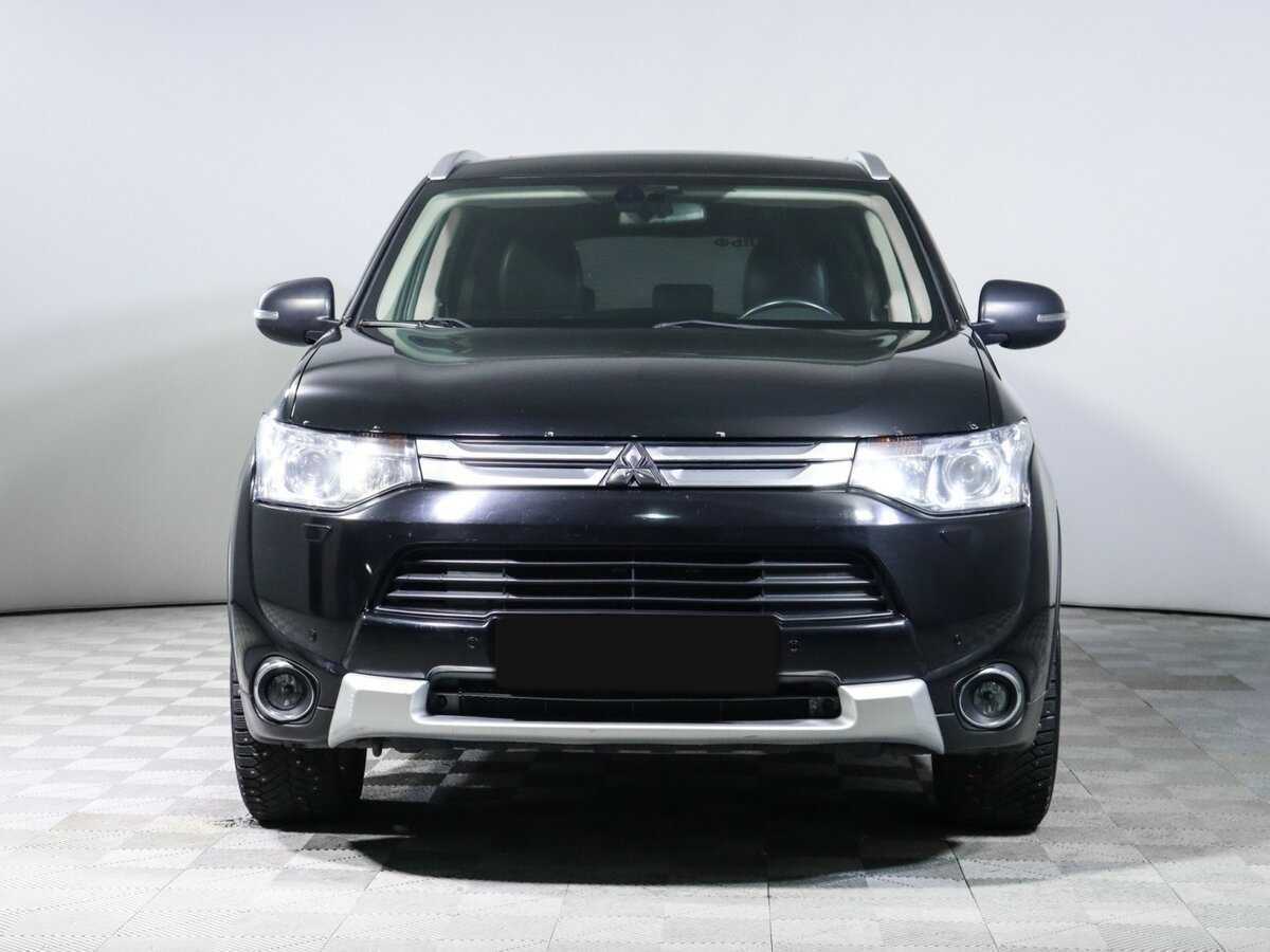 Mitsubishi Outlander, 2014 - фото №2