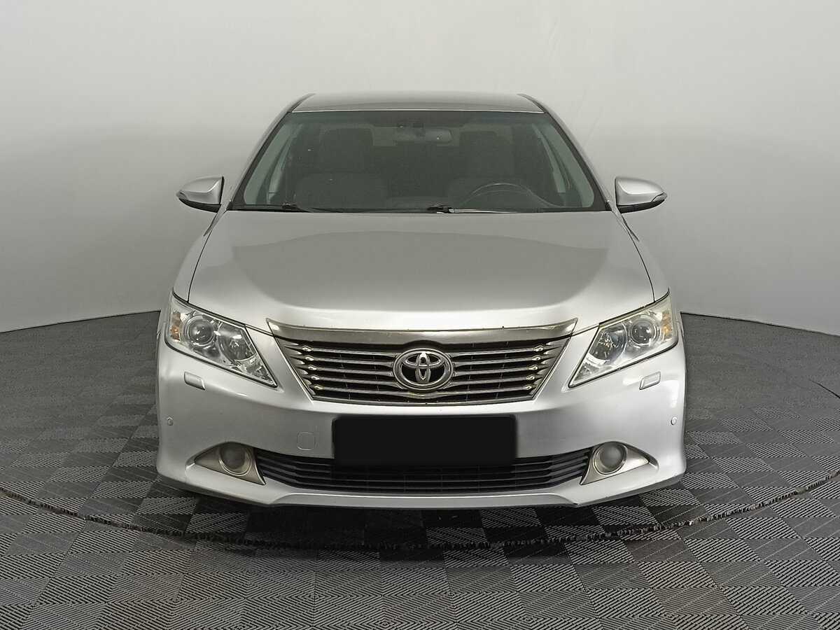 Toyota Camry, 2013 - фото №2