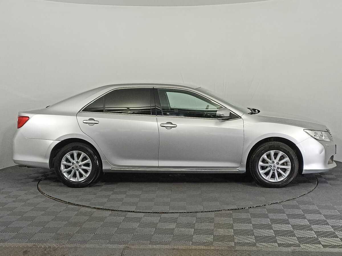 Toyota Camry, 2013 - фото №4