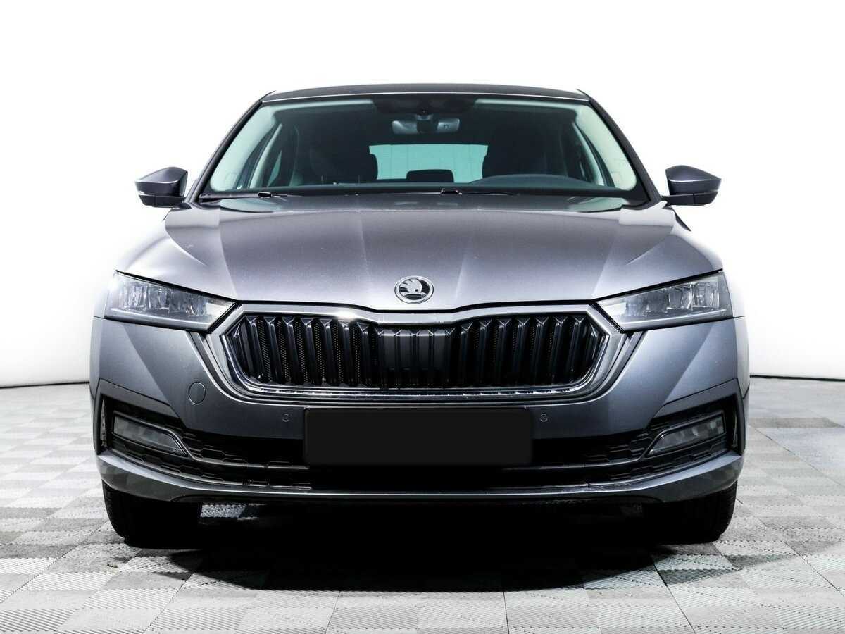 Skoda Octavia, 2021 - фото №2