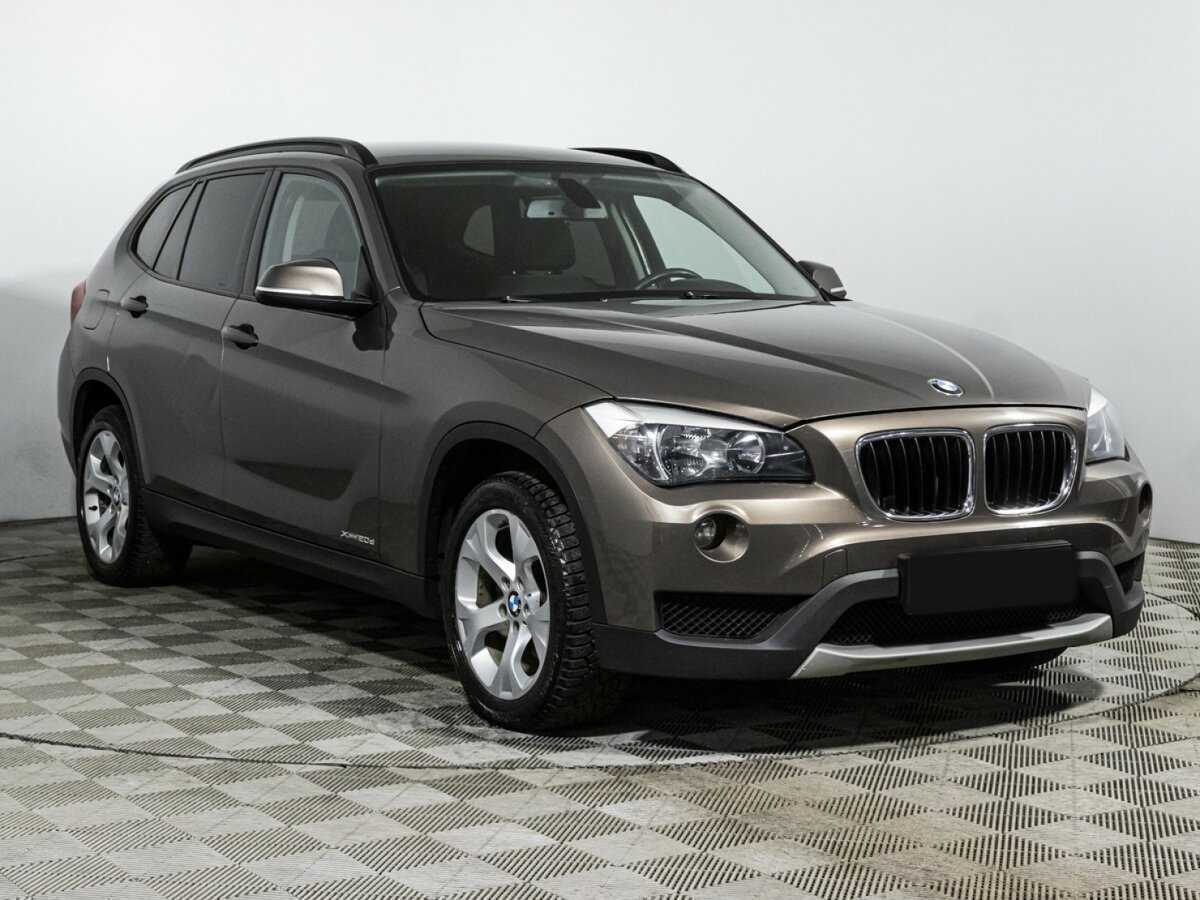 BMW X1 20d, 2013 - фото №2