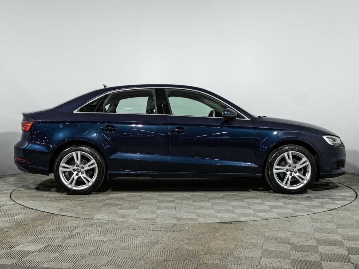 Audi A3, 2018 - фото №4