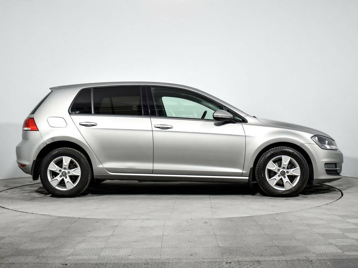 Volkswagen Golf, 2013 - фото №4
