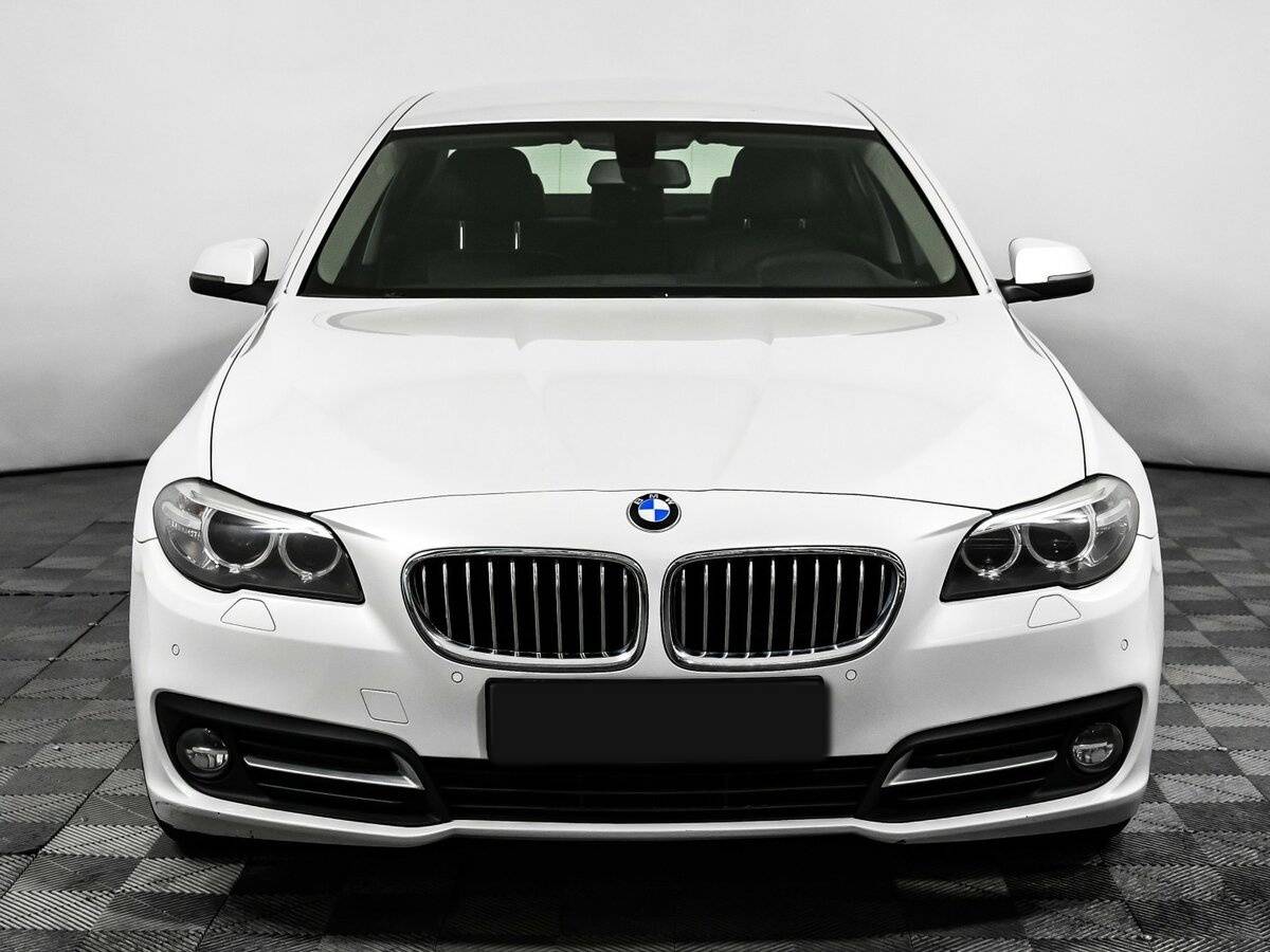 BMW 5 серии 520i, 2016 - фото №2