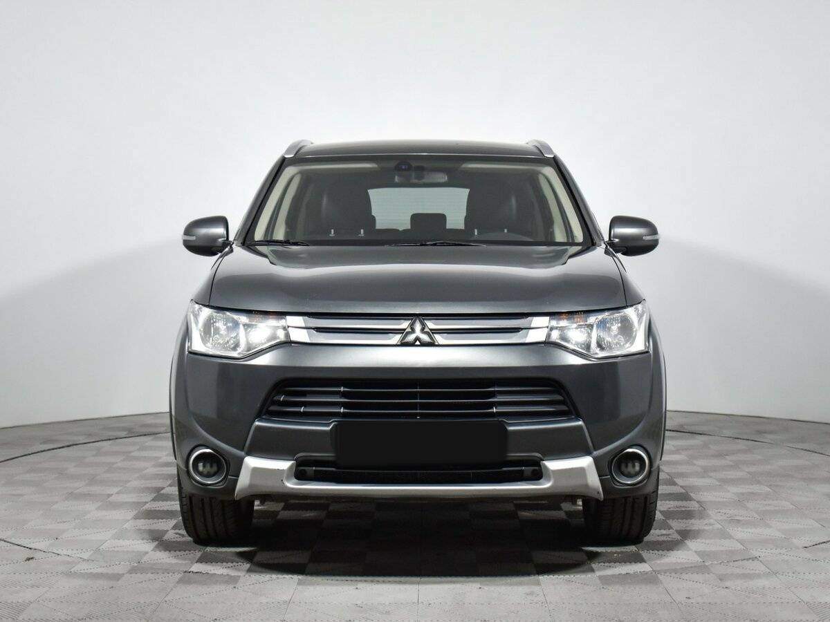 Mitsubishi Outlander, 2014 - фото №2