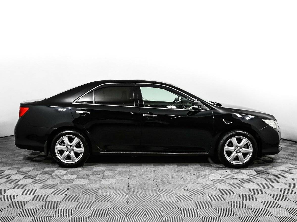 Toyota Camry, 2012 - фото №4