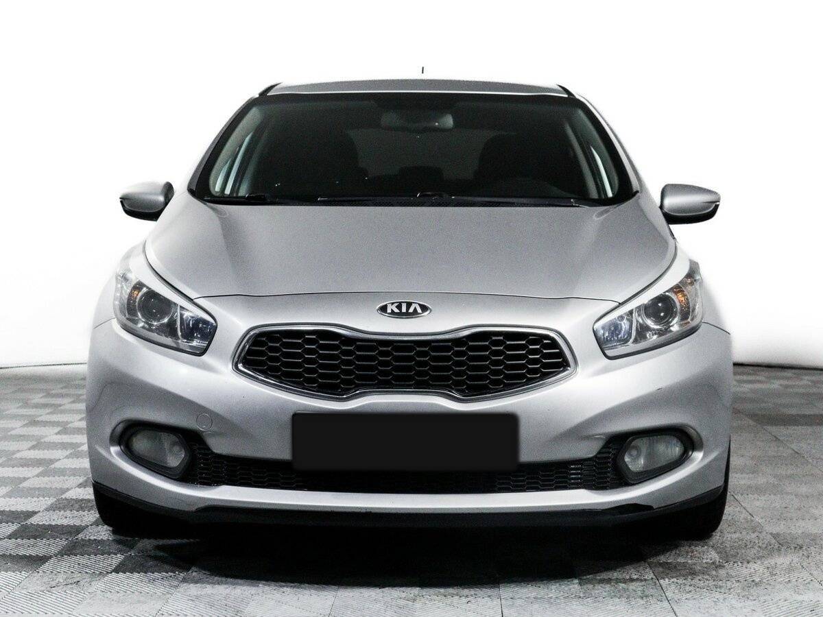 Kia Ceed, 2012 - фото №2