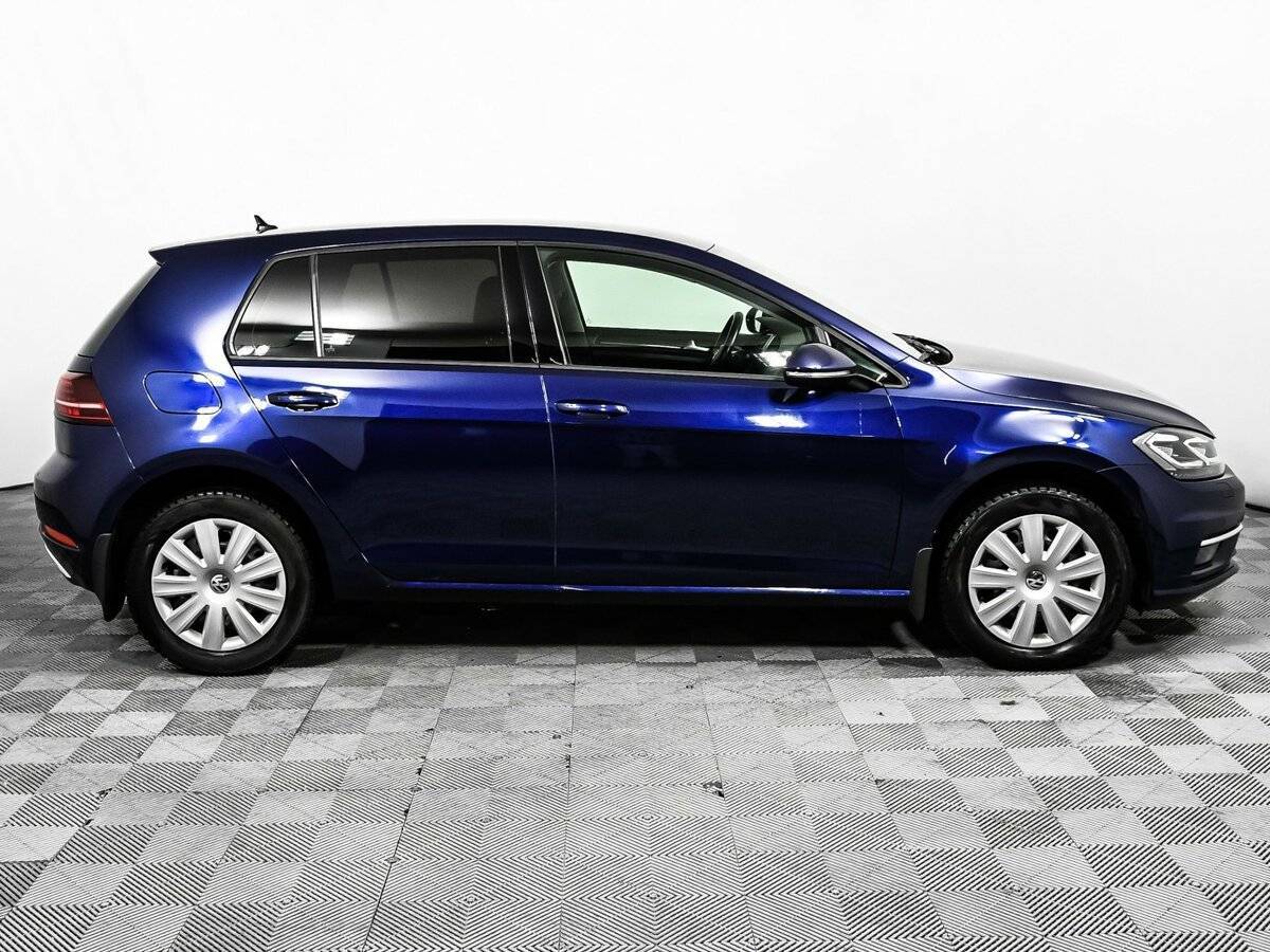 Volkswagen Golf, 2018 - фото №4